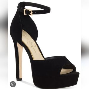 Brand New - Never worn Jessica Simpson Heels